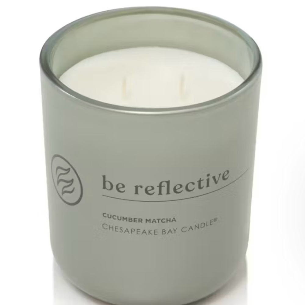 Chesapeake Bay Candle - Cucumber Matcha - Picture 6 of 9